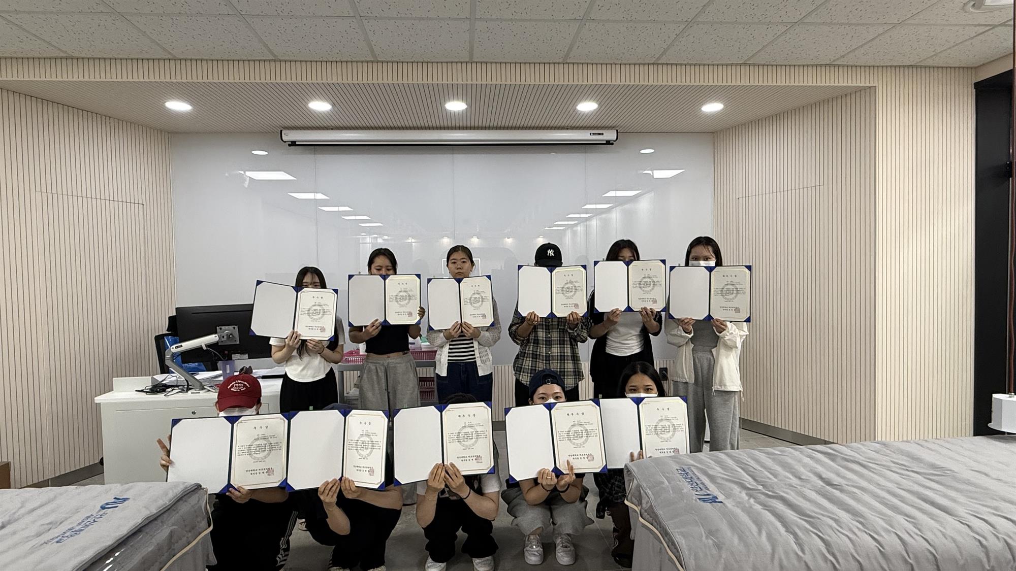 아로마포트폴리오우수자.jpg
